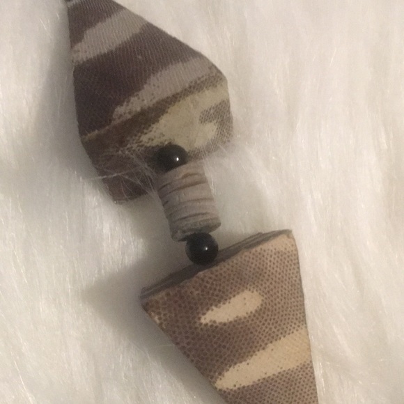 Necklace - Picture 6 of 6